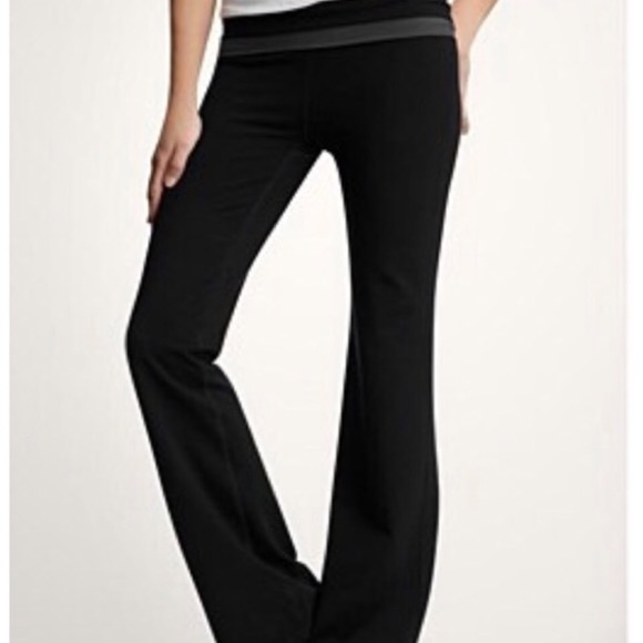 Gap G Balance Flare Yoga Pants 
